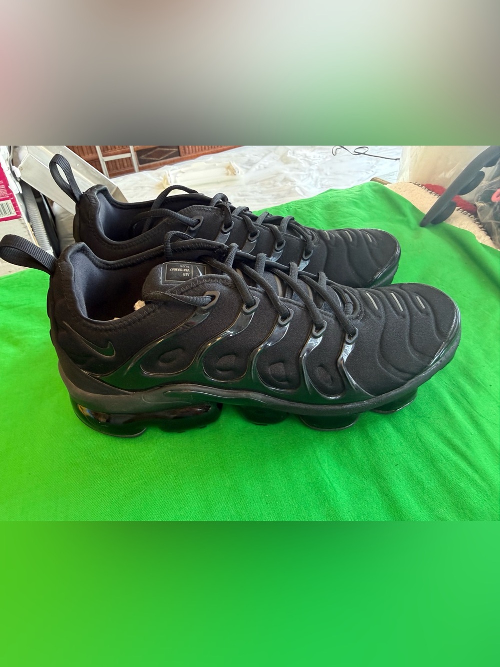 “SIZE 10 MENS” Nike Air VaporMax Plus